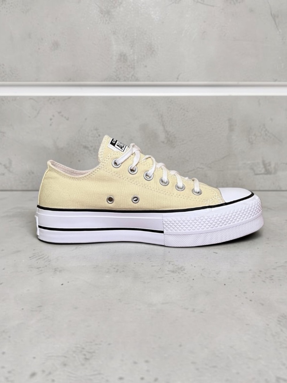 Converse Chuck Taylor All Star Lift Platform Lemon Drop Women’s 8 - Picture 4 of 13